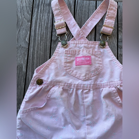 Blush Pink Vintage Oshkosh Shortalls - Picture 3 of 3